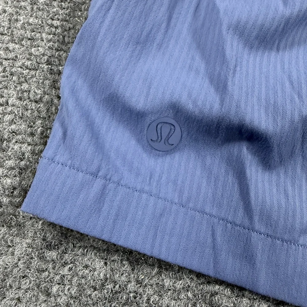 Lululemon Dance Studio High Rise Short Womens 6 Blue 3.5